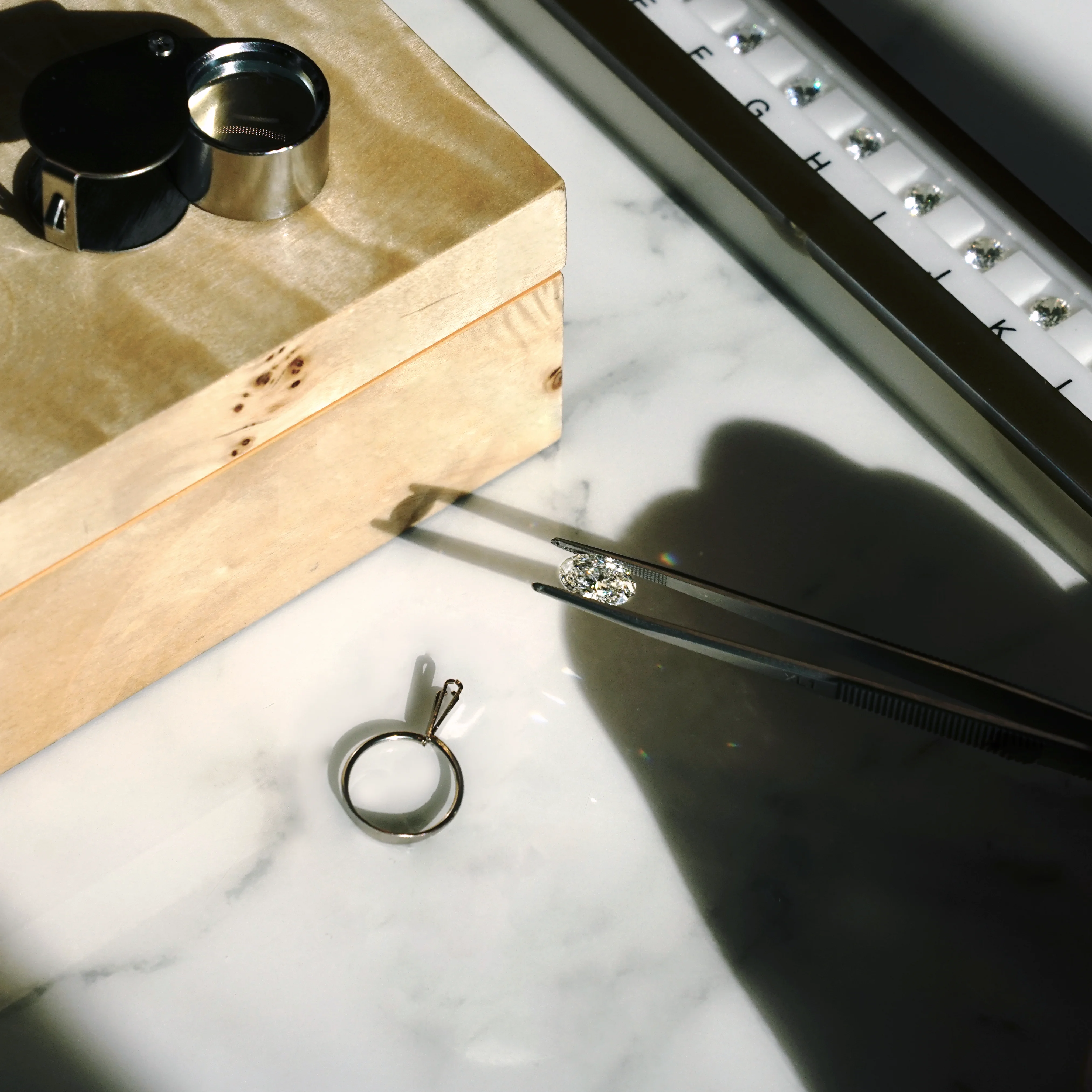 Illustration showing learn about diamonds - Compare natural and lab grown diamonds, the 4C’s and more.